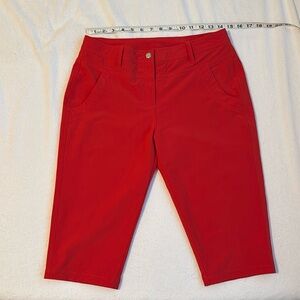 Nivo red lightweight casual capris